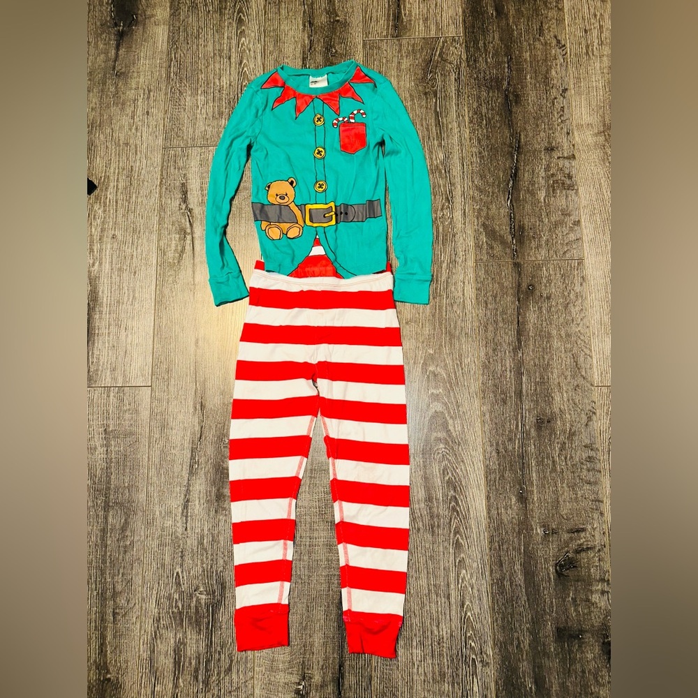 H&M Elf Pajama Set B2